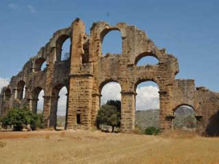 Aspendos - Quite impressive Roman aqueduct