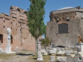 Bergama Red Basilika / Hall