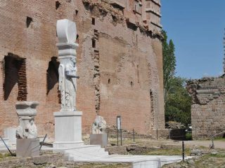 Bergama Red Basilika / Hall
