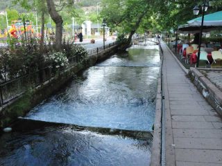 Dursunbey Stadtpark im Zentrum