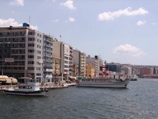 Izmir Stadtrundgang & Fähre