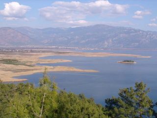 Köycegiz See und Schilffelder