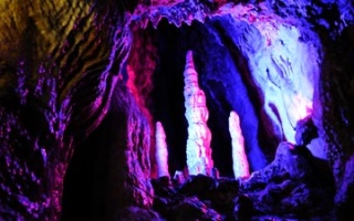 Die Teufelshöhle bei Pottenstein