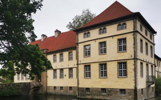 Schloss Strünkede und seine Parkanlage