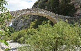 Pindos Gebirge - Heimelige Dörfer und spannende Brücken