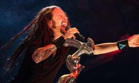 Jon Davis – singer of Korn and fan of HR Giger