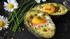 Avocado - delicious and healthy as a dip, salad or spread