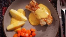 Cod fillet with potatoes, carrots and mustard sauce