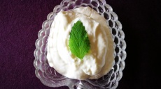 Ein weiteres Vergnügen - Zitronenyoghurt mit Frucht