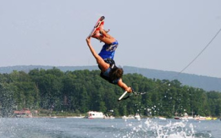 Wakeboard – junge Wassersportart