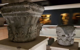 Metro Izmir - antike Fundstücke in der Station Çankaya