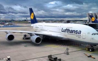 Flughafen İstanbul - Atatürk