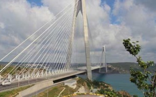 Umstrittene Großprojekte in Istanbul - Die dritte Bosporus Brücke ist bereits im Bau
