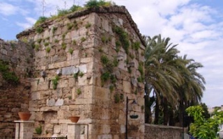 Altstadt Antalya - das Leben hinter den Toren