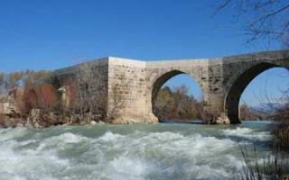 Eurymedonbrücke über den Köprücay bei Aspendos